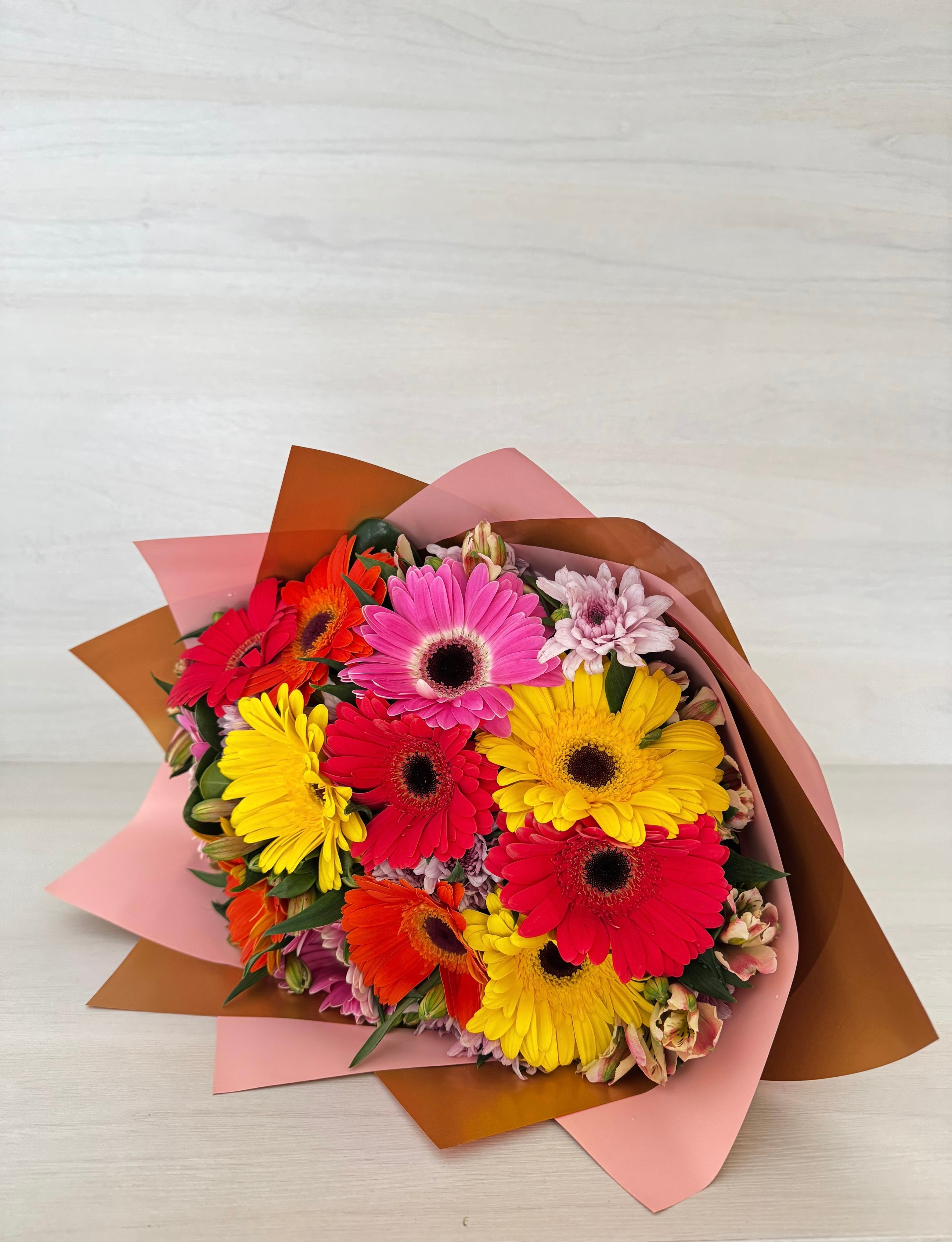 Ramo de gerberas multicolor